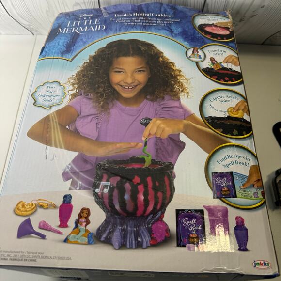 Disney’s The Little Mermaid Ursula's Mystical Cauldron New With Tag - Picture 4 of 6